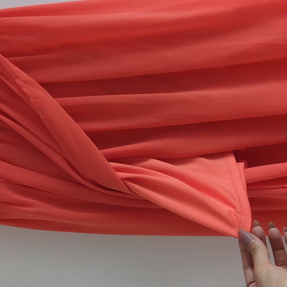 Bright Flouncy Strappy Dress - Picture 9 of 10